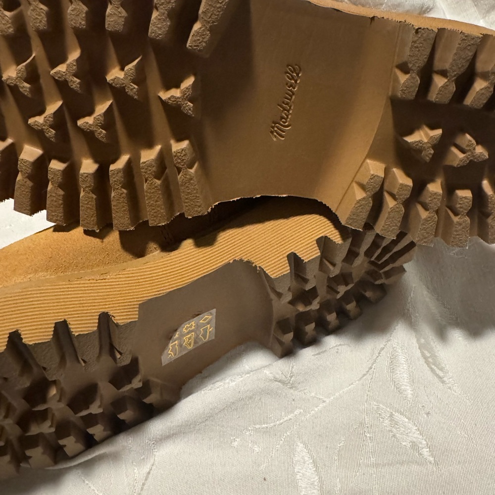 Madewell Henry Lugsole Boots - Suede (NEW) - Picture 3 of 3